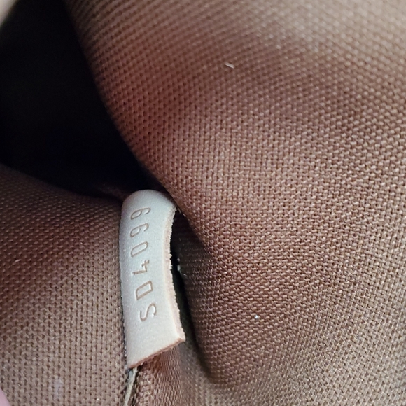 ๐ SOLD ๐ Louis Vuitton Tivoli PM - Picture 16 of 17